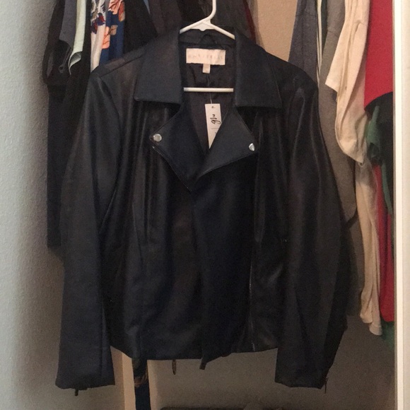 Navy blue pleather jacket - Picture 1 of 4